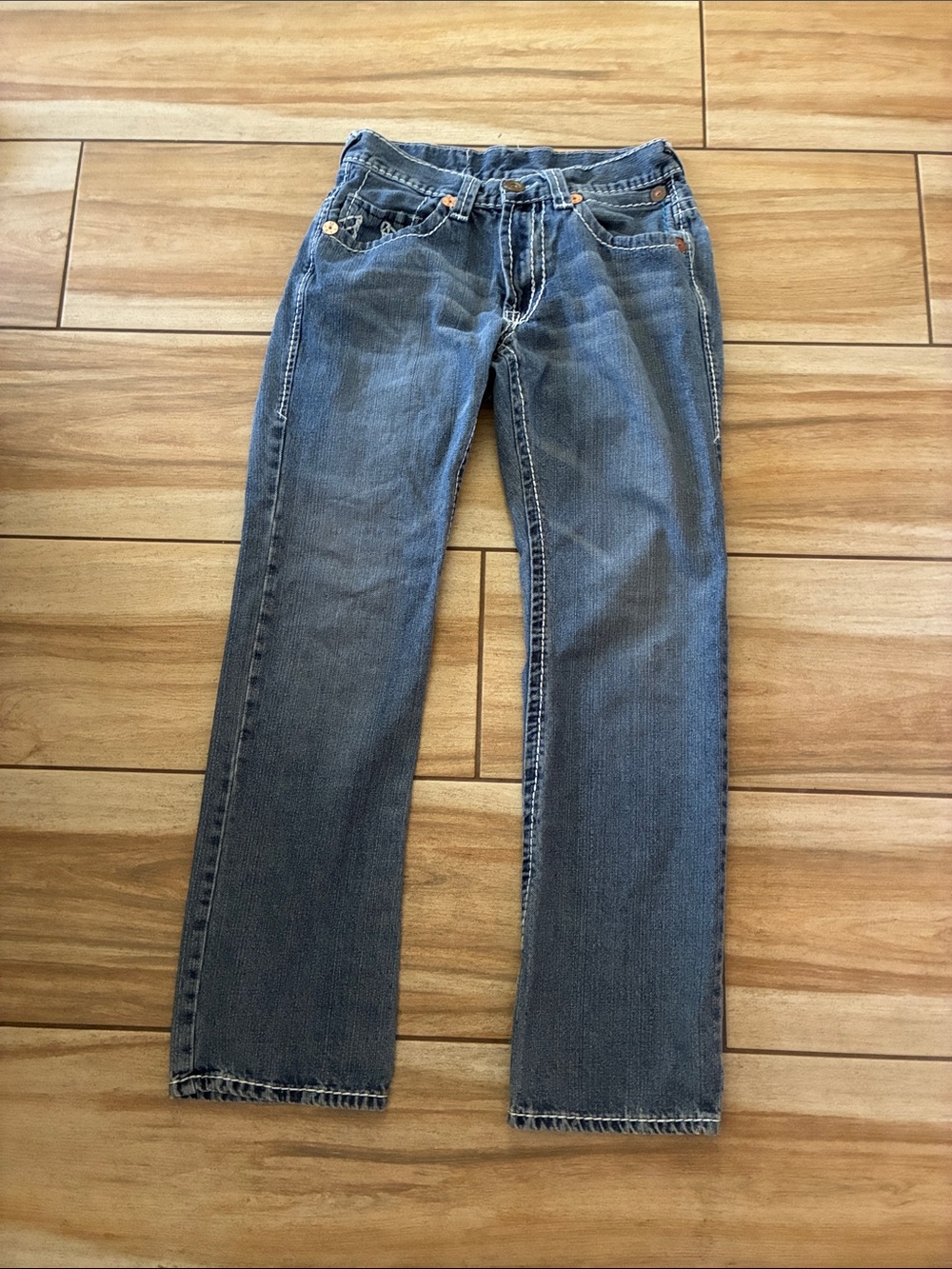 True Religion Men's Joey super t Straight Jeans in Medium Blue Denim